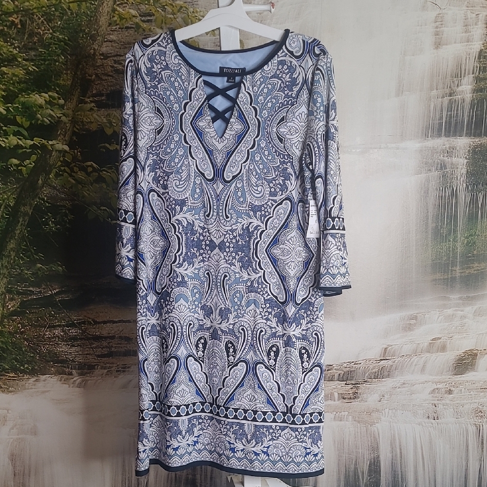 New with tags! Roz & Ali Blue Womens Small Blue White Boho Paisley Sheath Dress